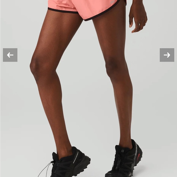 ALO Yoga Ivy League Dolphin Short - size S, color: strawberry lemonade/black - Picture 2 of 6